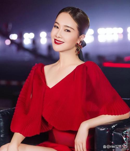 星刃女性角色人偶实物图赏身材出众吸睛 星刃女性角色人偶实物图赏身材出众吸睛
